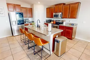 14821 Scottburgh Glen Dr, Wimauma, FL 33598 - Photo 5