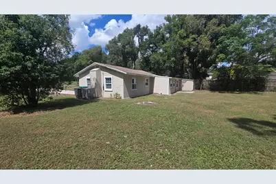 303 Josephine Avenue, Fruitland Park, FL 34731 - Photo 11