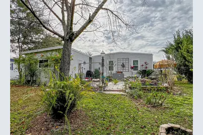 34543 Rosebud Row, Zephyrhills, FL 33541 - Photo 35