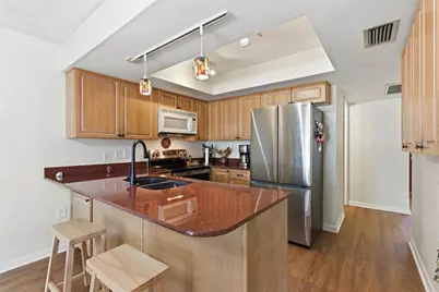 6715 Cape Sable Way NE #5, Saint Petersburg, FL 33702 - Photo 11