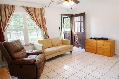 38831 North Avenue, Zephyrhills, FL 33542 - Photo 3