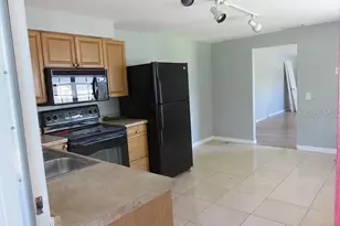 1745 Dayton St S, Saint Petersburg, FL 33712 - Photo 5