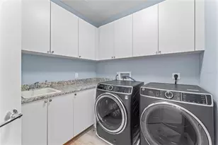 1325 Snell Isle Blvd NE, Saint Petersburg, FL 33704 - Photo 17