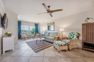 10265 Gulf Blvd, Saint Petersburg, FL 33706 - Photo 7