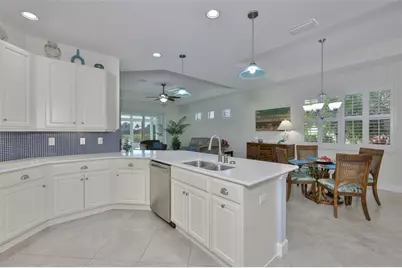 964 Pembroke Point Way, Sun City Center, FL 33573 - Photo 19