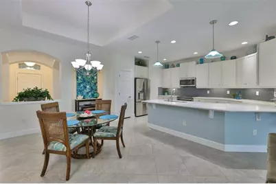 964 Pembroke Point Way, Sun City Center, FL 33573 - Photo 13