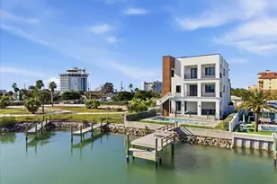 109 Punta Vista Dr, Saint Pete Beach, FL 33706 - Photo 11