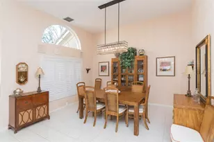 9108 Canberley Dr, Tampa, FL 33647 - Photo 9