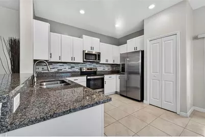 10432 Shady Preserve Drive, Riverview, FL 33578 - Photo 11