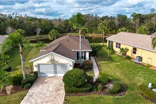 1908 Sterling Glen Ct, Sun City Center, FL 33573 - Photo 1