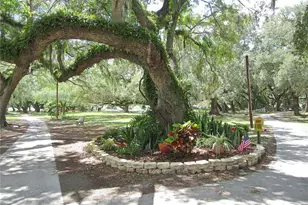 5619 Dakota St, Zephyrhills, FL 33542 - Photo 47