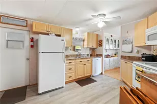 5619 Dakota St, Zephyrhills, FL 33542 - Photo 3