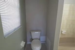 4204 E Okara Rd, Tampa, FL 33617 - Photo 17