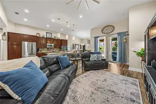 13302 Trailing Moss Dr, Dade City, FL 33525 - Photo 15