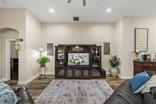 13302 Trailing Moss Dr, Dade City, FL 33525 - Photo 13