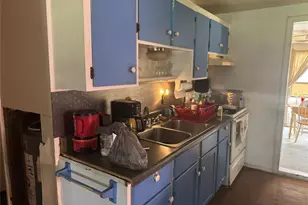 39047 Heath Dr, Zephyrhills, FL 33542 - Photo 11