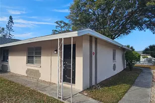 201 Northwest Jefferson Cir N, Saint Petersburg, FL 33702 - Photo 3