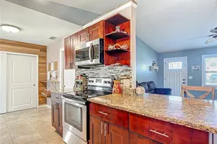 6614 Winding Oak Dr, Tampa, FL 33625 - Photo 7