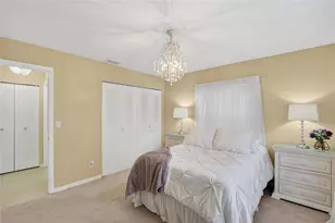 2001 Hartlebury Way, Sun City Center, FL 33573 - Photo 9