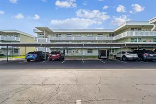 4885 1st St NE, Saint Petersburg, FL 33703 - Photo 5