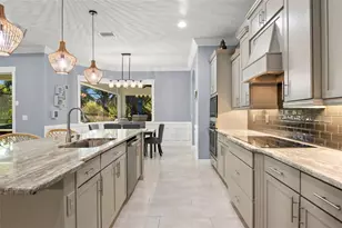 16612 5th Ave E, Bradenton, FL 34212 - Photo 9