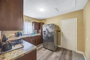 1112 W Madison St, Plant City, FL 33563 - Photo 7