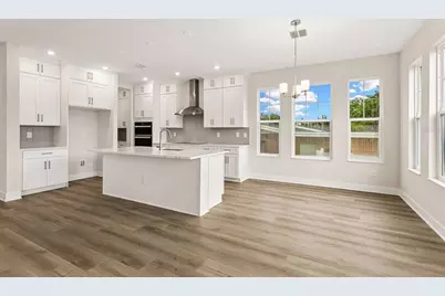 432 43rd Avenue NE, Saint Petersburg, FL 33703 - Photo 9