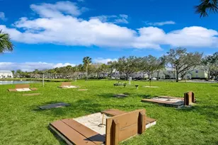 213 Sea Horse Dr SE, Saint Petersburg, FL 33705 - Photo 95