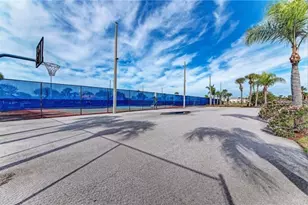 213 Sea Horse Dr SE, Saint Petersburg, FL 33705 - Photo 93