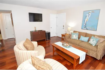 213 Seahorse Drive SE #B(Furnished), Saint Petersburg, FL 33705 - Photo 23