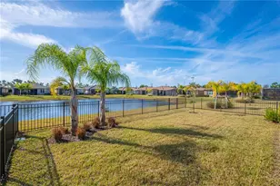 4911 Sienna Isles Ave, Wimauma, FL 33598 - Photo 23