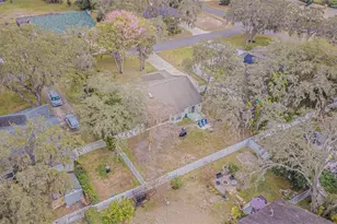 7708 Merrily Way, Lakeland, FL 33809 - Photo 5