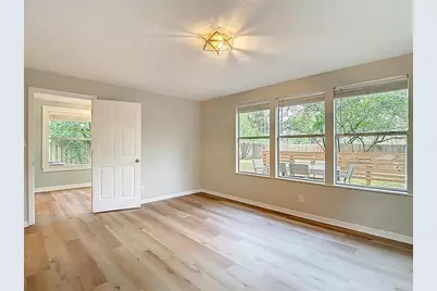 2210 E Idlewild Avenue, Tampa, FL 33610 - Photo 33