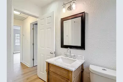 2210 E Idlewild Avenue, Tampa, FL 33610 - Photo 29