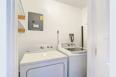 2210 E Idlewild Avenue, Tampa, FL 33610 - Photo 35