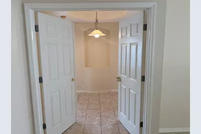 9212 Meadow Lane Court, Tampa, FL 33647 - Photo 11