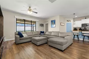 10222 Celtic Ash Dr, Ruskin, FL 33573 - Photo 5