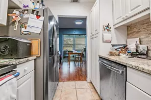 1905 Canterbury Ln, Sun City Center, FL 33573 - Photo 9