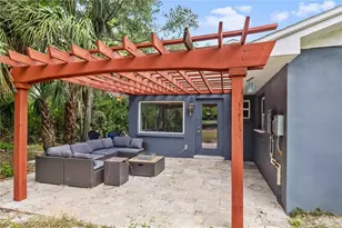 8916 Memorial Hwy, Tampa, FL 33615 - Photo 17