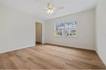 8916 Memorial Highway, Tampa, FL 33615 - Photo 11