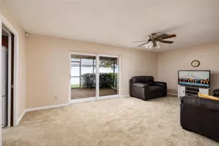 7501 21st St N, Saint Petersburg, FL 33702 - Photo 5