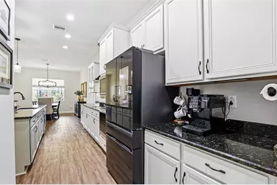 8001 Woodleaf Boulevard, Wesley Chapel, FL 33544 - Photo 17