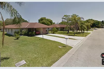 1403 22nd Avenue E, Bradenton, FL 34208 - Photo 1