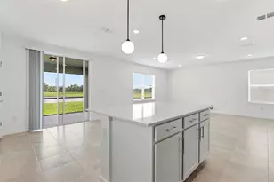 10423 Hidden Banks Gln, Parrish, FL 34219 - Photo 3