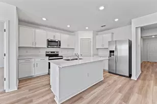 10830 Sapphire Breeze Cv, Parrish, FL 34219 - Photo 3