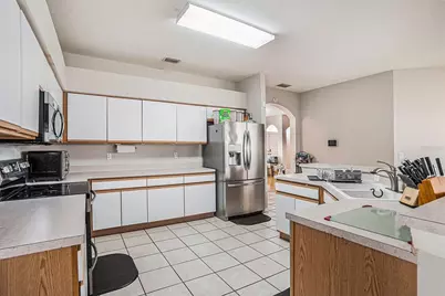 13004 Saint Filagree Drive, Riverview, FL 33579 - Photo 11