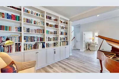 614 Islebay Drive, Apollo Beach, FL 33572 - Photo 11