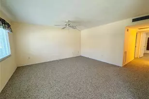 11201 80th Ave, Seminole, FL 33772 - Photo 11