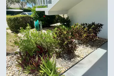 11201 80th Avenue #101, Seminole, FL 33772 - Photo 5