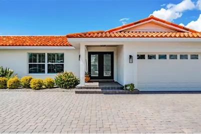 917 Chipaway Drive, Apollo Beach, FL 33572 - Photo 1